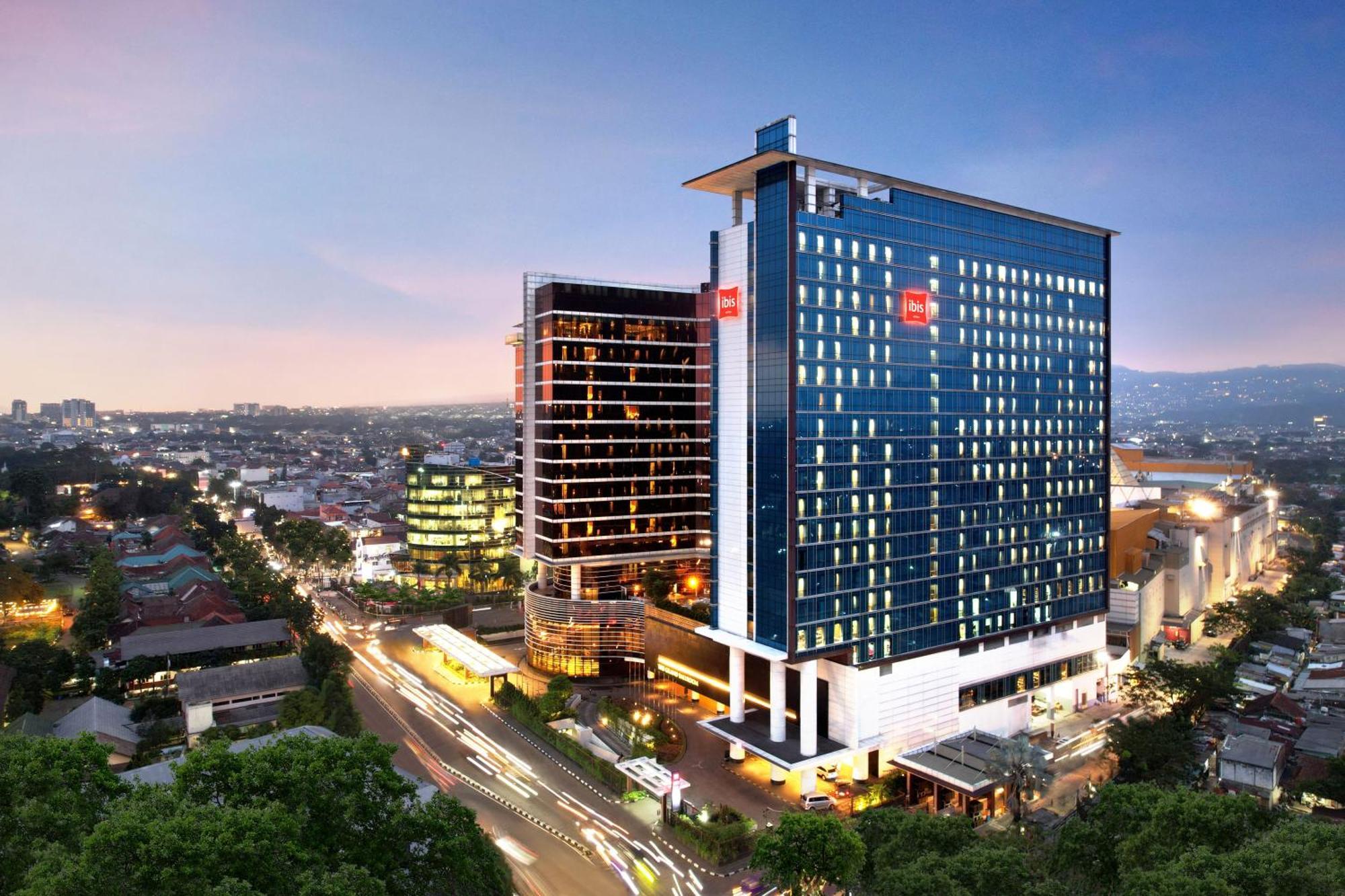 Ibis Bandung Trans Studio מראה חיצוני תמונה